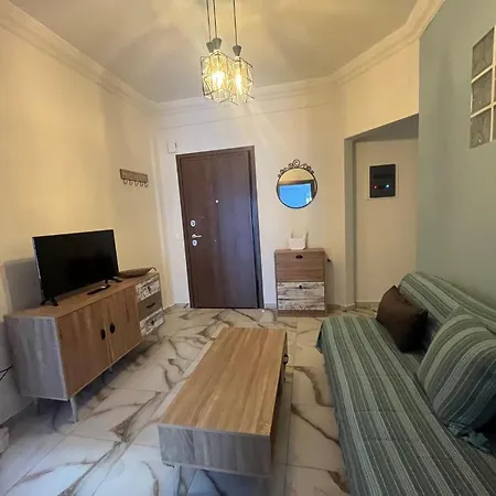 Cozy Center Salonic