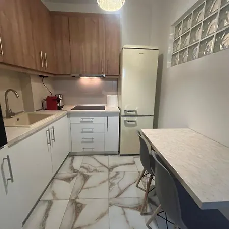 Apartment Cozy Center